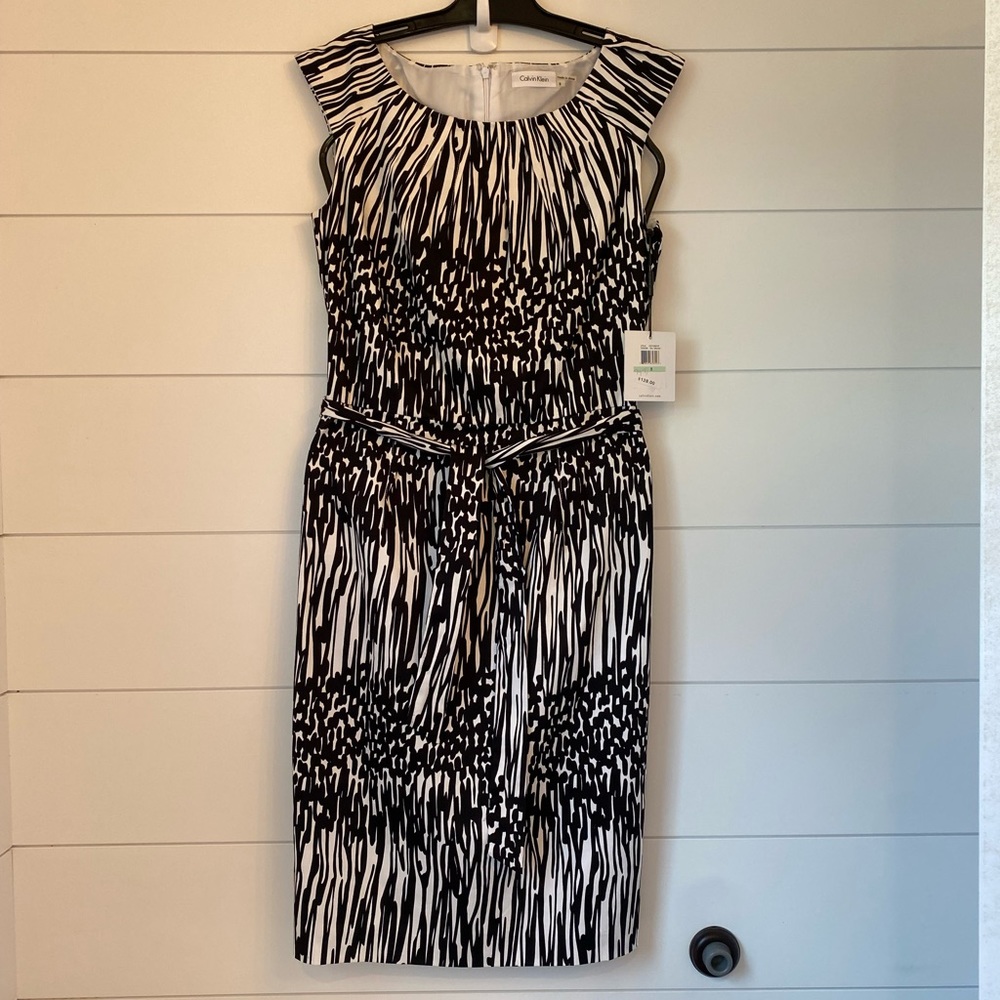 Calvin Klein Black and White Patterned Sheath Dress